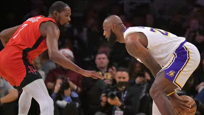 华体会官网-官宣！历史性签约！库里正式加盟李宁，终结耐克NBA垄断时代|斯蒂芬·库里|吉米·巴特勒|德维恩·韦德|李宁（LI-NING）|詹姆斯_新浪体育_新浪新闻